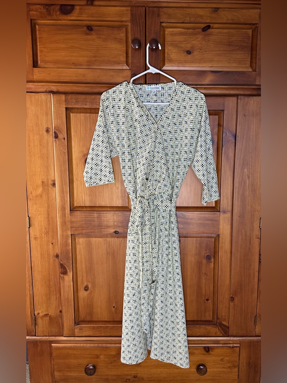 Coolibar (Sun Protection) Women’s Light Green Patterned Mila Wrap Dress with Tie